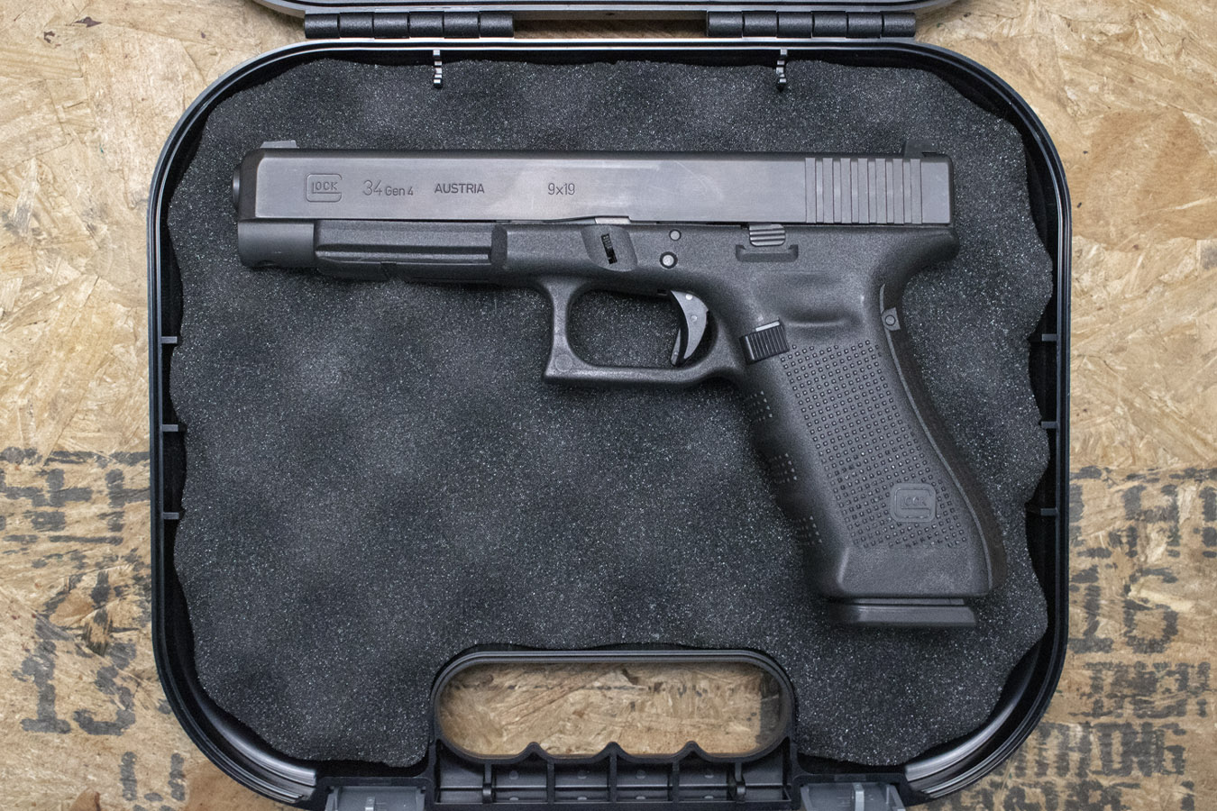 GLOCK 34 Gen4 9mm Police Trade-In Pistol (Fair Condition)